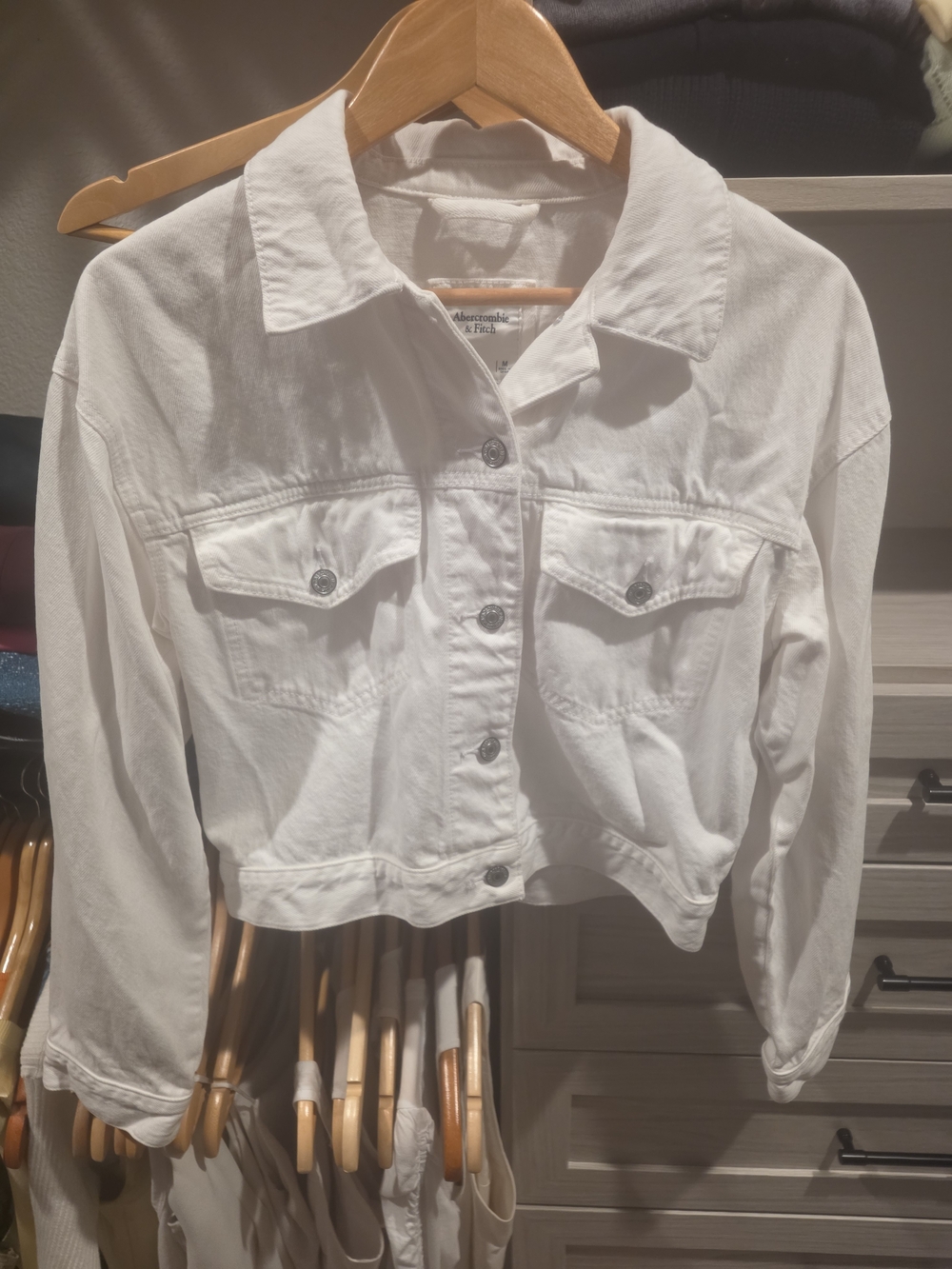 Abercrombie & Fitch White Cropped Denim Jacket with Button Front